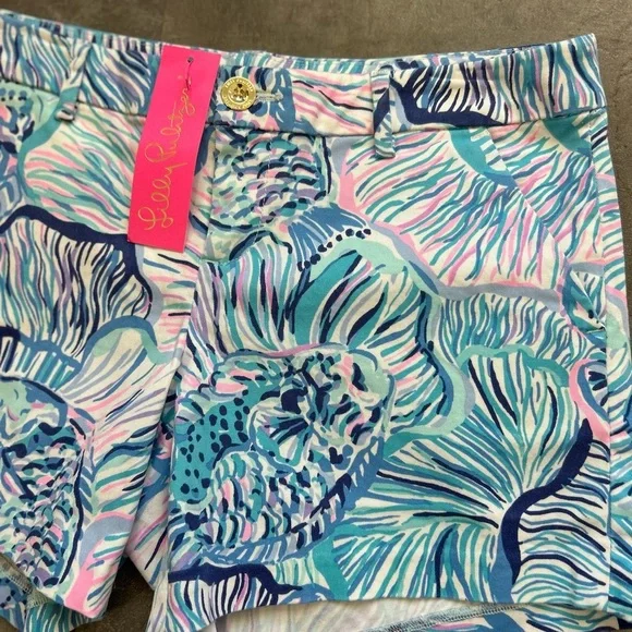 NEW Lilly Pulitzer Sz 6 Callahan Stretch Short in Bermuda Blue Fishful - Picture 3 of 8